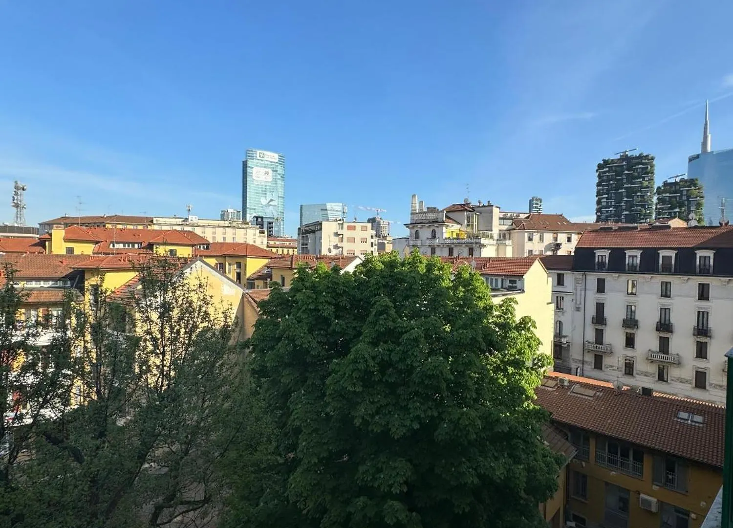 New Apartment With Balcony, Isola Bosco Verticale Mailand Italien