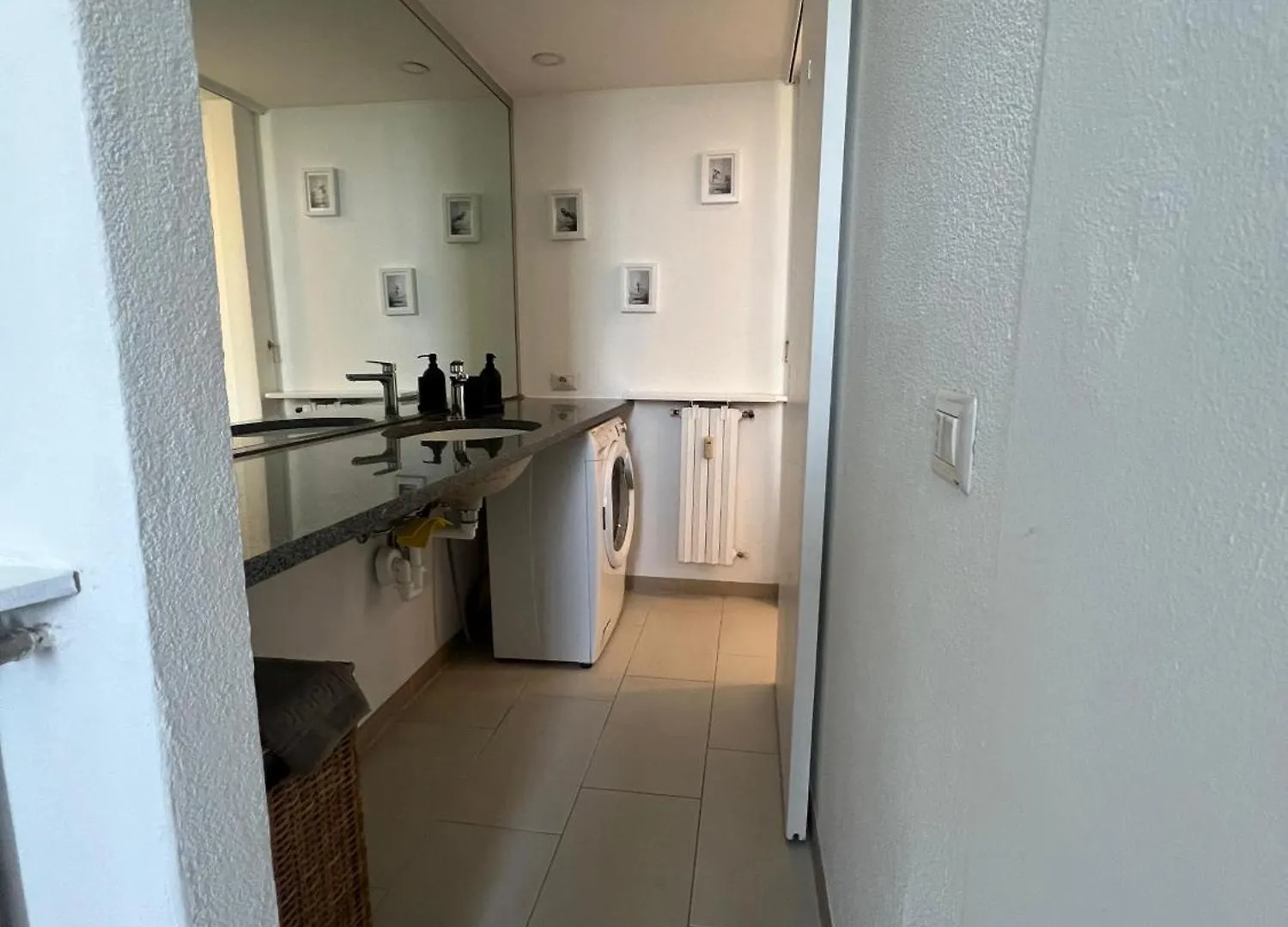New Apartment With Balcony, Isola Bosco Verticale Mailand Italien