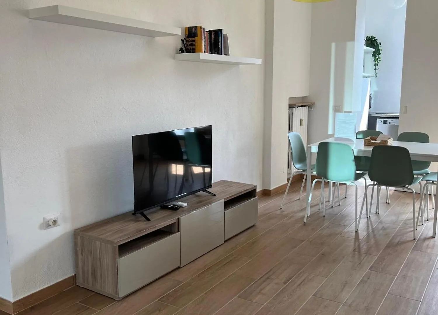 New Apartment With Balcony, Isola Bosco Verticale Mailand 0*,  Italien